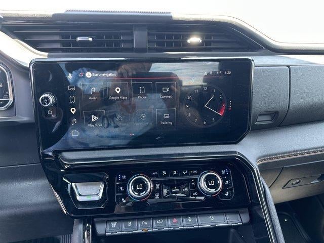 2025 GMC Sierra 2500 HD Crew Cab Standard Box 4-Wheel Drive AT4