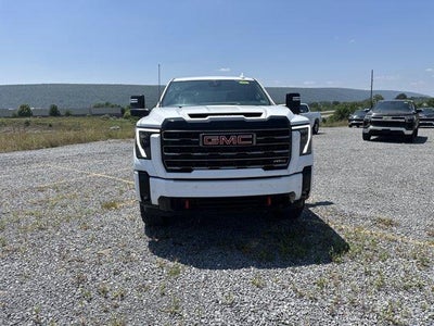 2025 GMC Sierra 2500 HD Crew Cab Standard Box 4-Wheel Drive AT4
