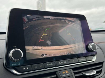 2019 Nissan Altima 2.5 SR Sedan