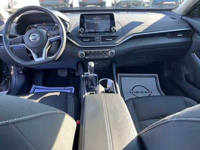 2022 Nissan Altima 2.5 SV Sedan