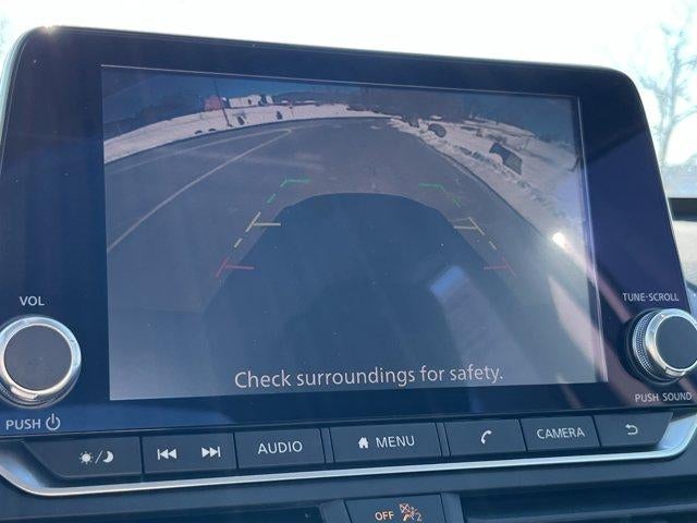 2022 Nissan Altima 2.5 SV Sedan