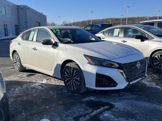2024 Nissan Altima 2.5 SV AWD Sedan