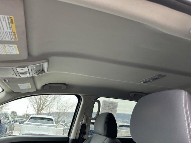 2024 Nissan Titan 4x4 Crew Cab SV