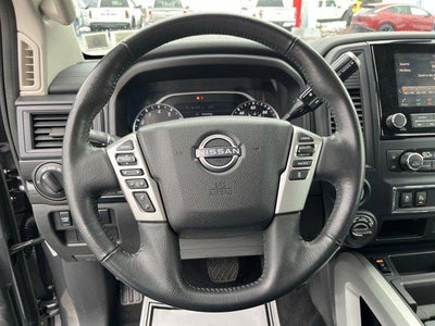 2024 Nissan Titan 4x4 Crew Cab SV