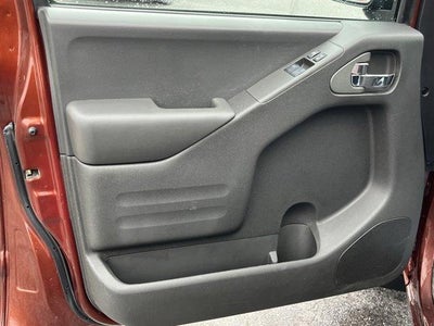 2016 Nissan Frontier 4WD King Cab Auto SV