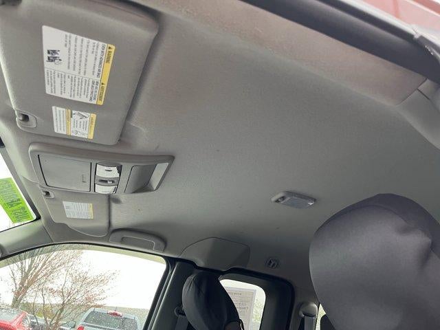 2016 Nissan Frontier 4WD King Cab Auto SV