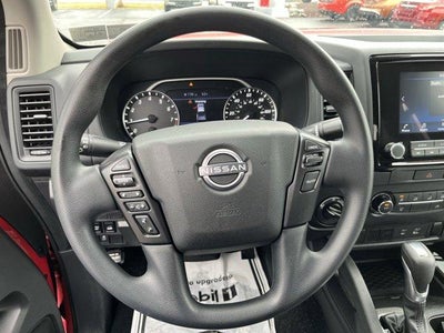 2022 Nissan Frontier Crew Cab 4x4 S Auto