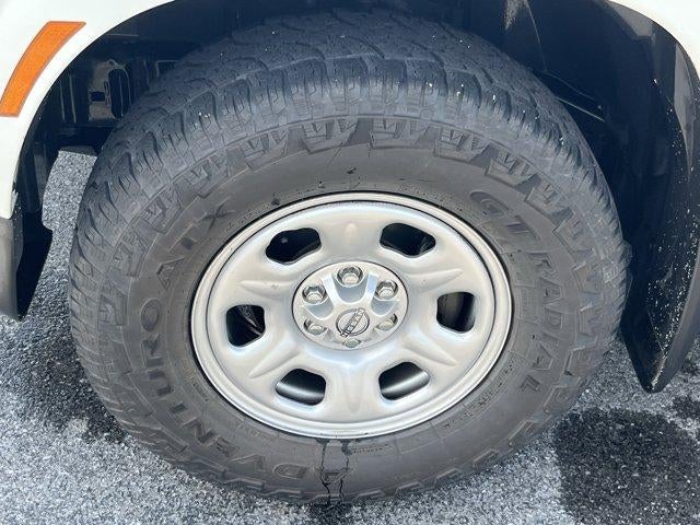 2022 Nissan Frontier Crew Cab 4x4 S Auto