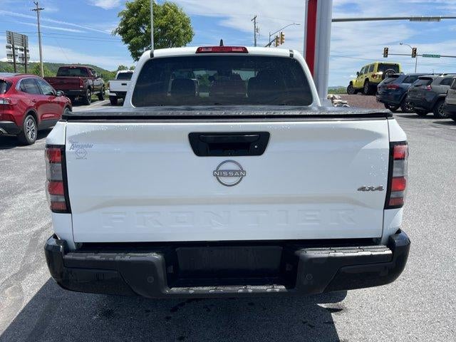 2022 Nissan Frontier Crew Cab 4x4 S Auto
