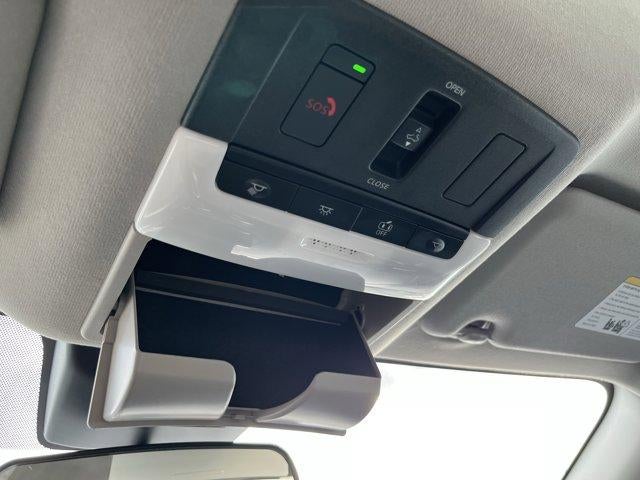 2024 Nissan Sentra SR CVT