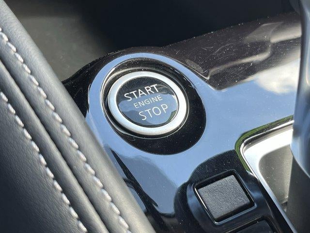 2020 Nissan Kicks SV FWD