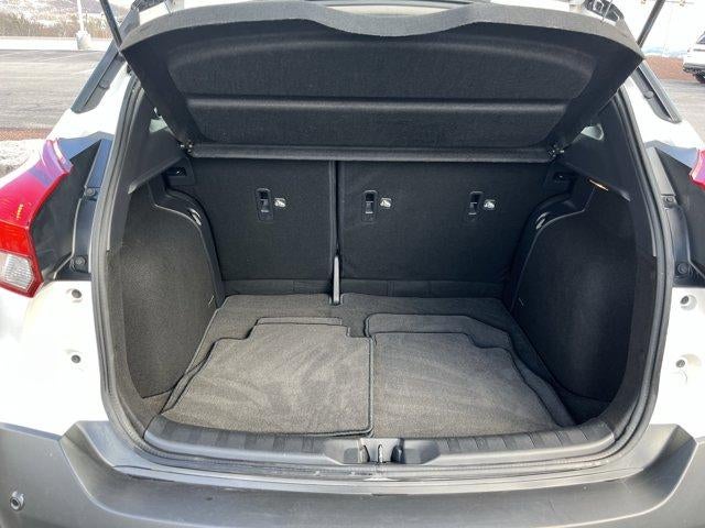 2020 Nissan Kicks SV FWD