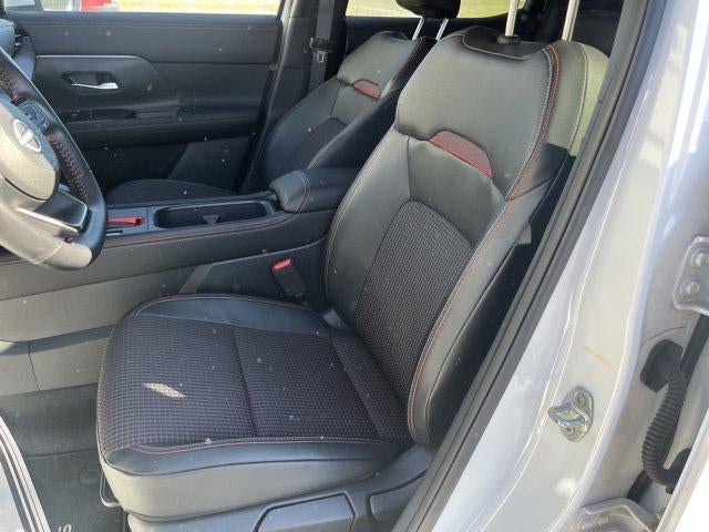 2025 Nissan Kicks SR AWD