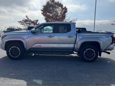 2024 Toyota Tacoma 4WD 4WD TRD Sport Double Cab 5' Bed AT (Natl)
