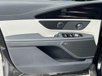 2025 Lincoln Nautilus Reserve AWD