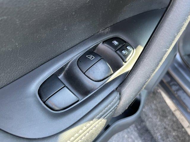 2018 Nissan Rogue AWD SV