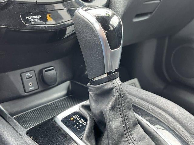 2017 Nissan Rogue AWD SV