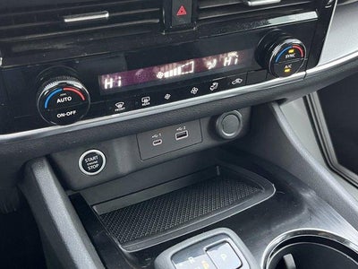 2021 Nissan Rogue AWD SV