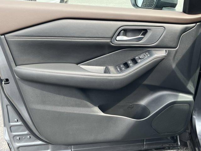 2023 Nissan Rogue AWD SV *Ltd Avail*