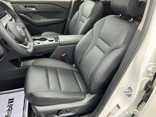 2023 Nissan Rogue AWD SV