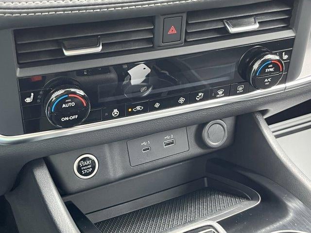 2023 Nissan Rogue AWD SV