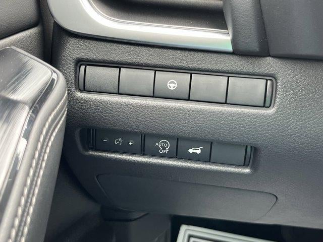 2023 Nissan Rogue AWD SV