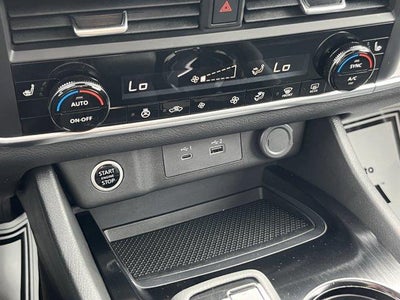 2023 Nissan Rogue AWD SV