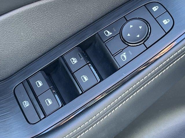 2023 Nissan Rogue AWD SV *Ltd Avail*