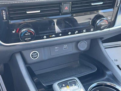 2023 Nissan Rogue AWD SV *Ltd Avail*