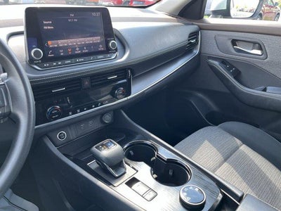 2022 Nissan Rogue AWD SV
