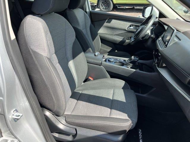 2022 Nissan Rogue AWD SV
