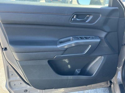 2024 Nissan Pathfinder Rock Creek 4WD