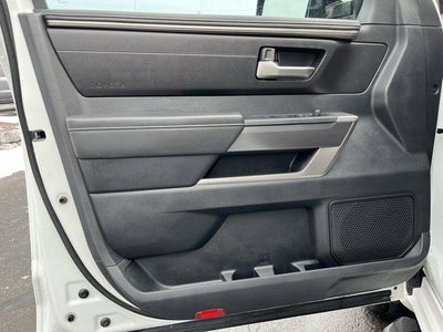 2023 Toyota Tundra 4WD 4WD SR5 CrewMax 5.5' Bed (SE)
