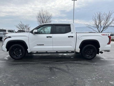 2023 Toyota Tundra 4WD 4WD SR5 CrewMax 5.5' Bed (SE)