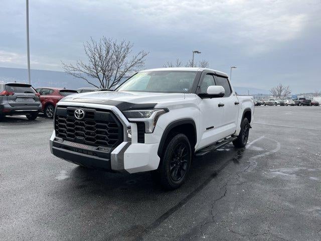 2023 Toyota Tundra 4WD 4WD SR5 CrewMax 5.5' Bed (SE)