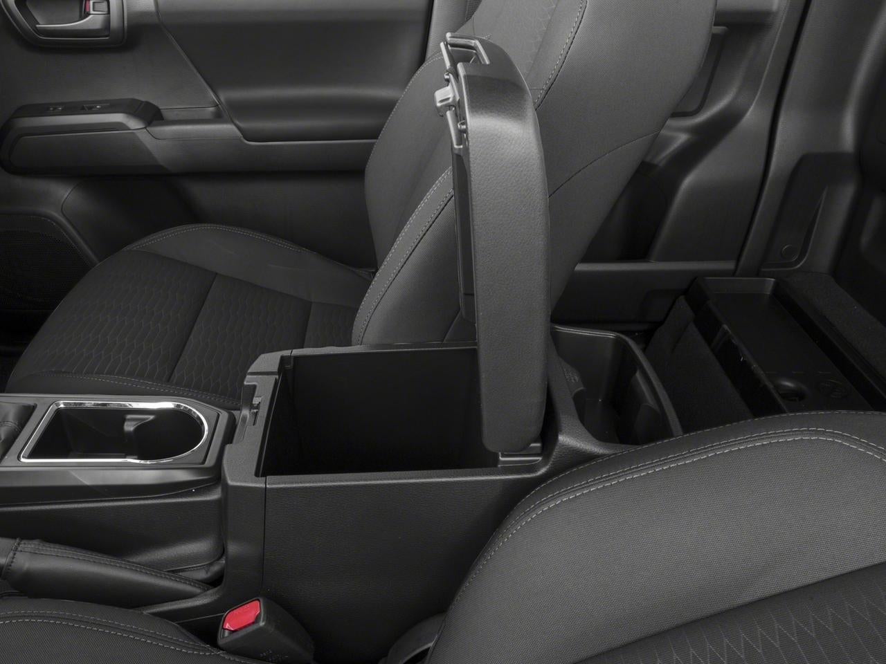 2018 Toyota Tacoma SR Access Cab 6' Bed I4 4x4 AT (SE)