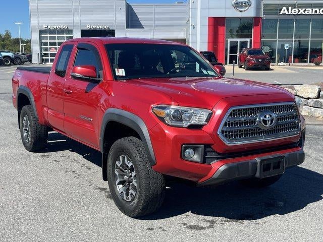 2017 Toyota Tacoma TRD Off Road Access Cab 6' Bed V6 4x4 AT (Natl)