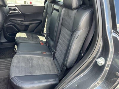 2024 Mitsubishi Outlander SE Black Edition S-AWC