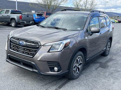 2022 Subaru Forester Premium CVT