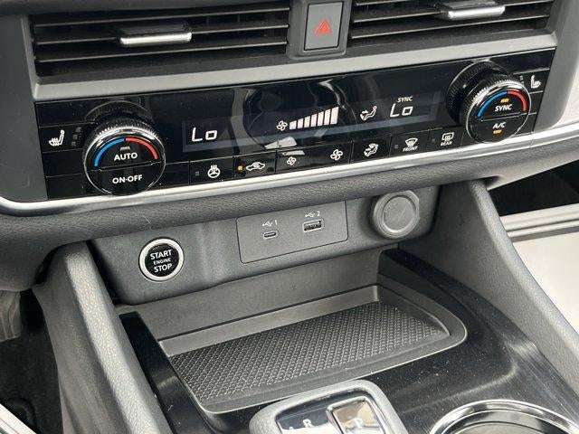 2023 Nissan Rogue AWD SV