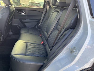 2023 Nissan Rogue AWD Platinum