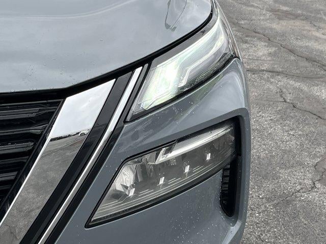 2022 Nissan Rogue AWD Platinum