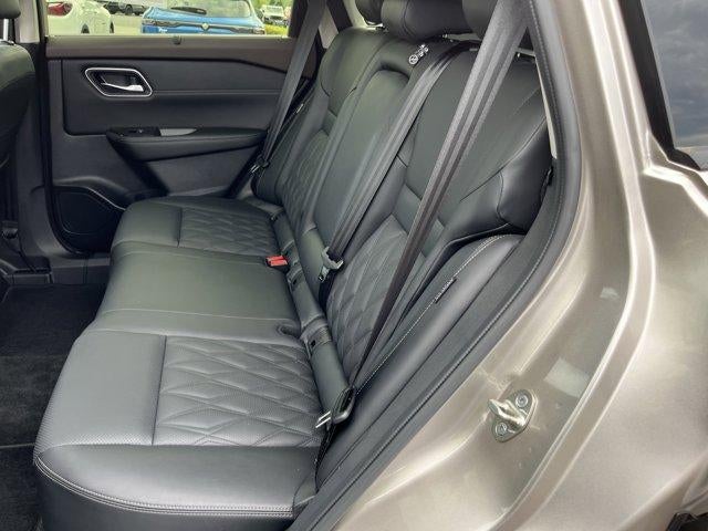 2023 Nissan Rogue AWD Platinum