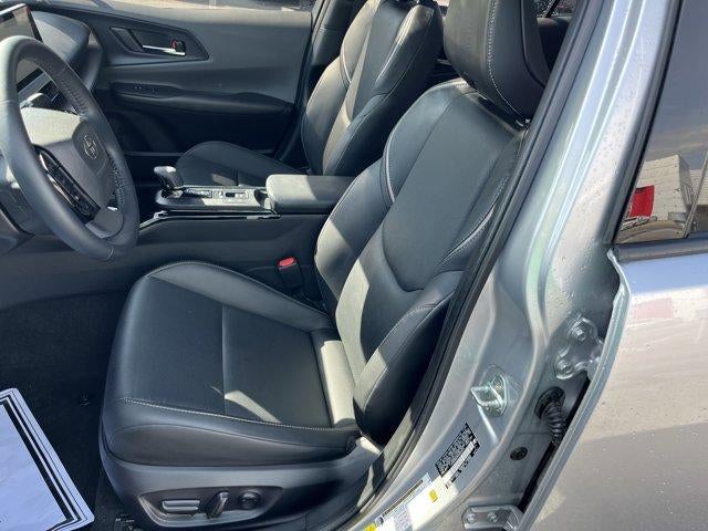 2024 Toyota Prius XLE AWD (Natl)