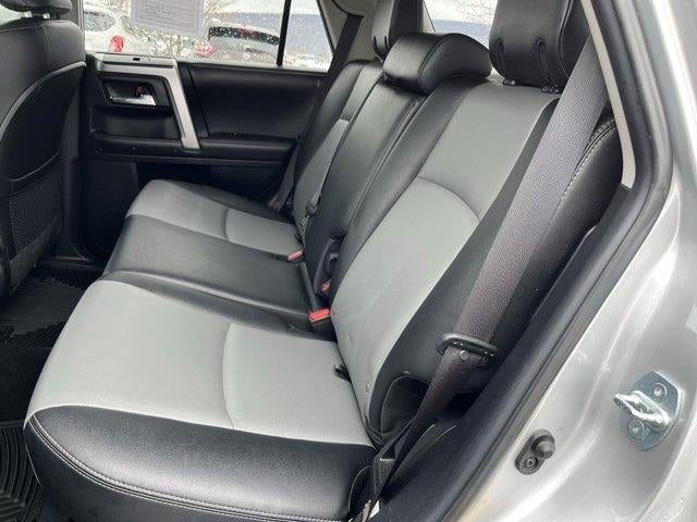 2017 Toyota 4Runner SR5 Premium 4WD (Natl)