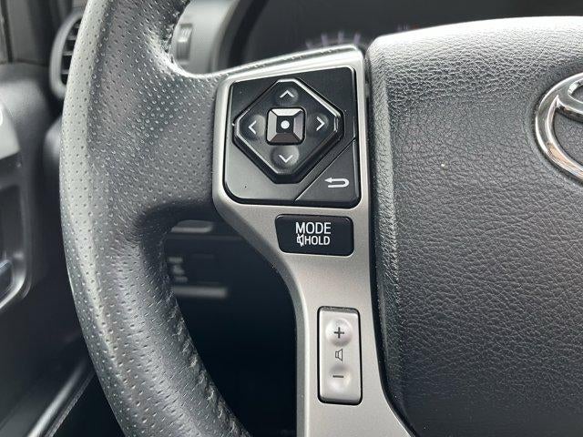 2017 Toyota 4Runner SR5 Premium 4WD (Natl)