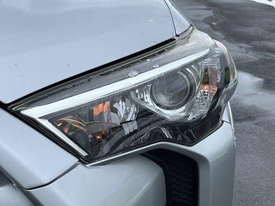 2017 Toyota 4Runner SR5 Premium 4WD (Natl)