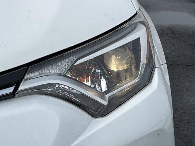 2018 Toyota RAV4 XLE AWD (Natl)