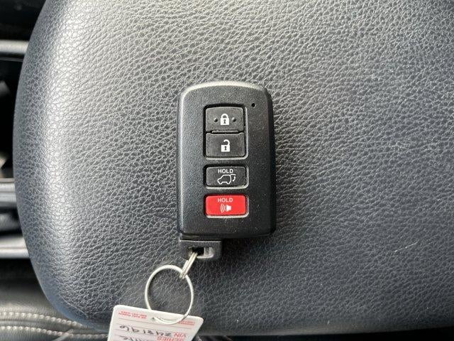 2018 Toyota RAV4 XLE AWD (Natl)