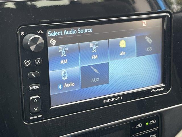 2016 Scion iM 5dr HB CVT (Natl)